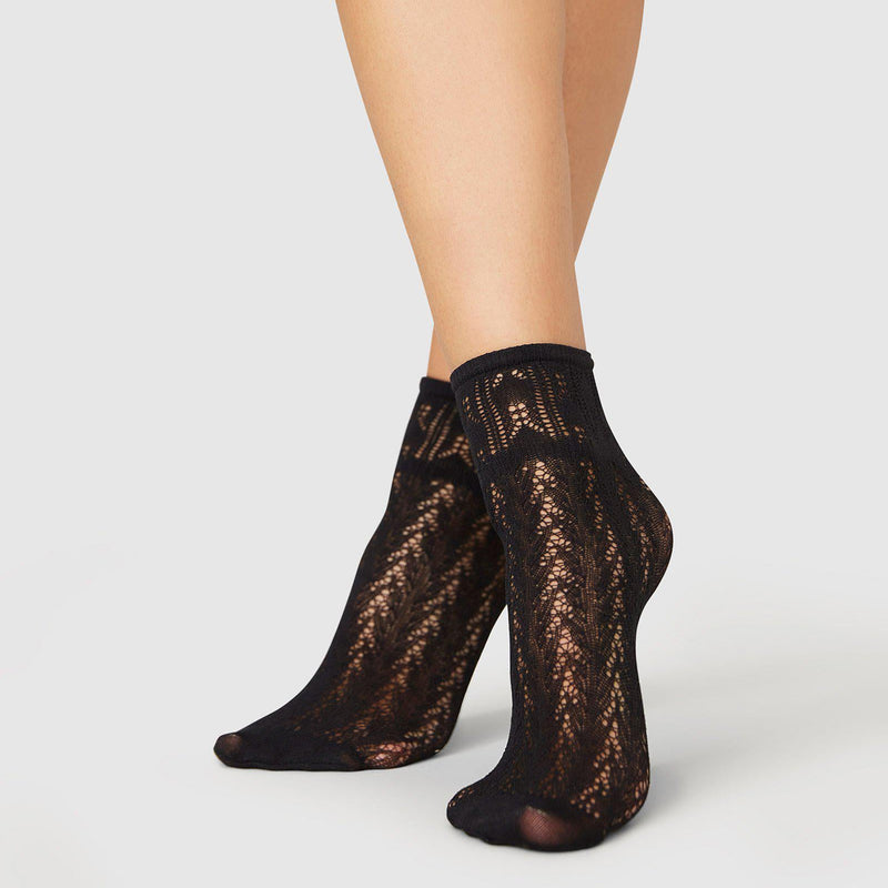 Erica Crochet Socks, Svart