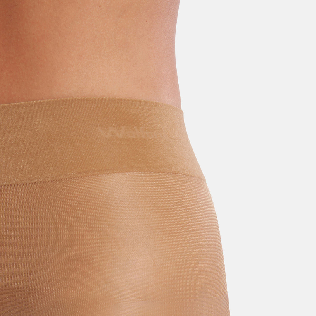 Hudfärgade strumpbyxor från Wolford i 20 den